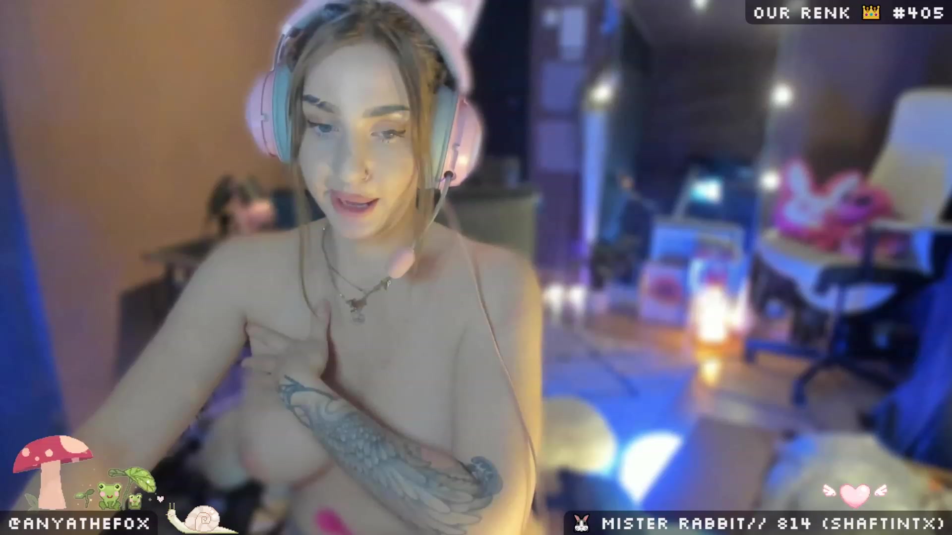 Gallery image thumbnail from Titcoin's myfreecams stream on, 04/30/2023, 09:35 image 16 of 20