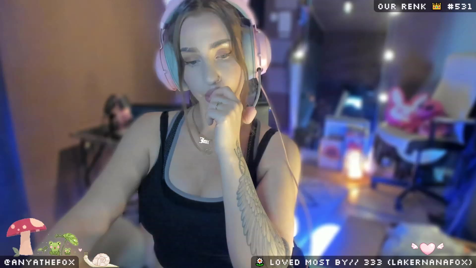 Gallery image thumbnail from Titcoin's myfreecams stream on, 05/02/2023, 07:23 image 17 of 20
