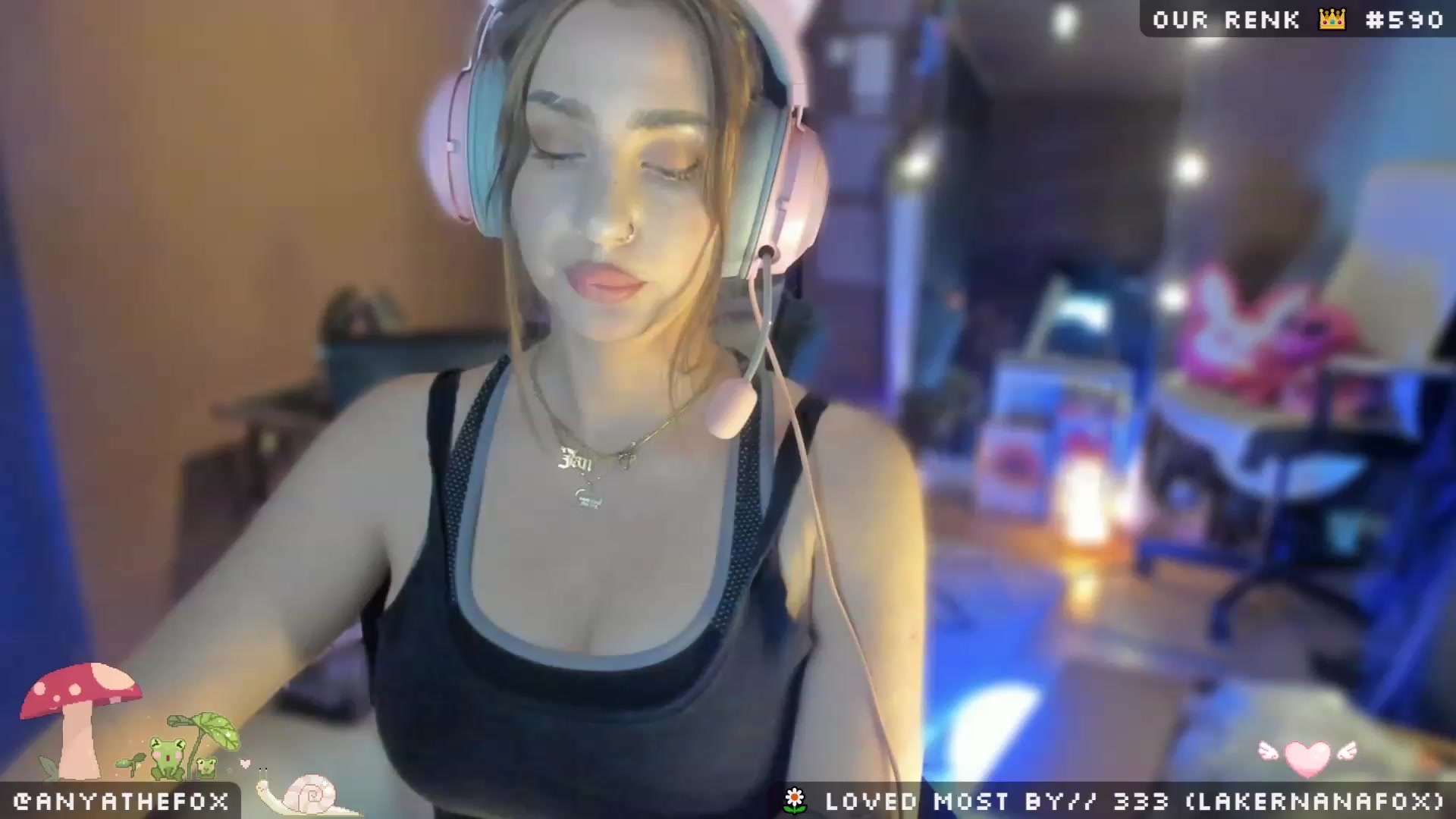 Gallery image thumbnail from Titcoin's myfreecams stream on, 05/02/2023, 07:23 image 13 of 20