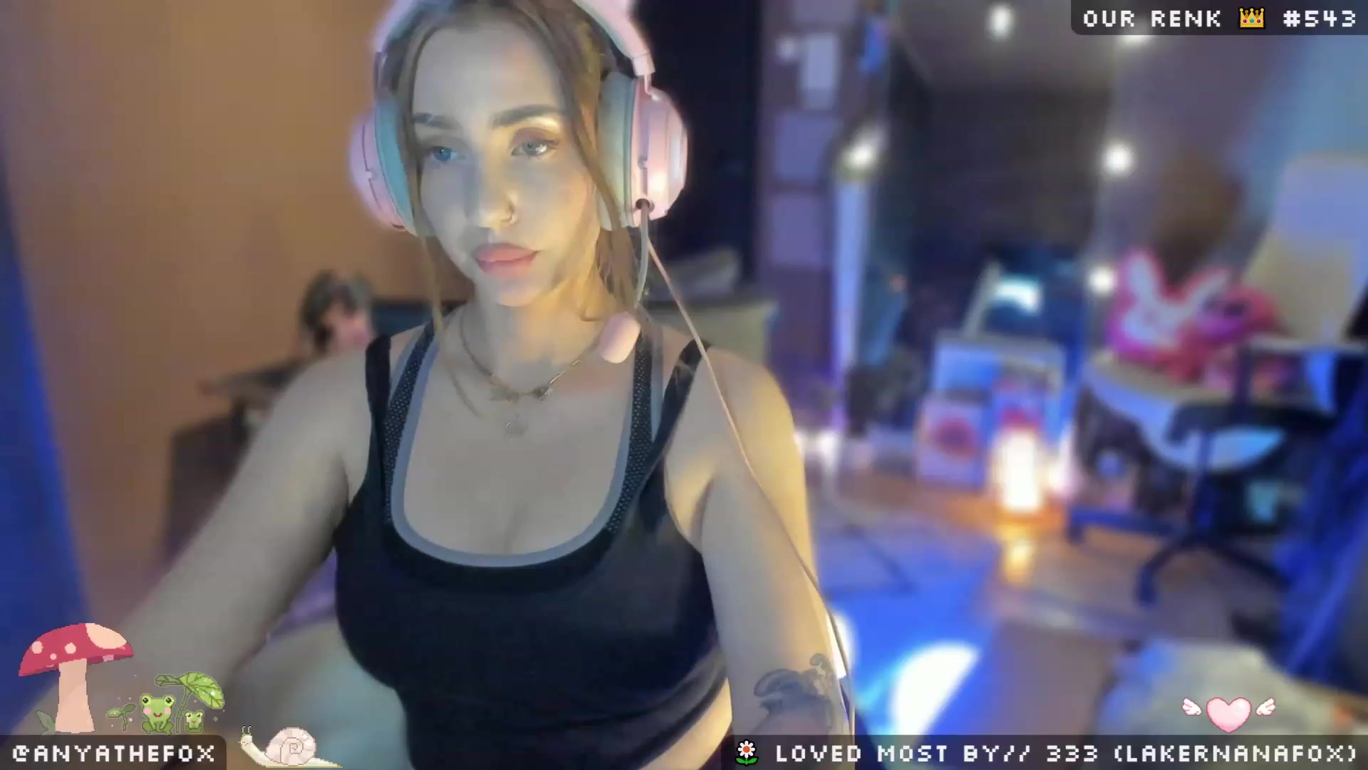 Gallery image thumbnail from Titcoin's myfreecams stream on, 05/02/2023, 07:23 image 16 of 20