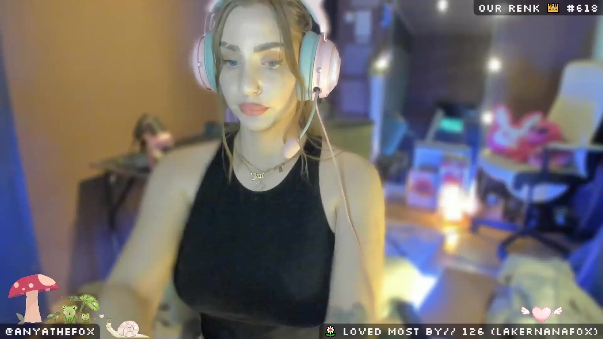 Gallery image thumbnail from Titcoin's myfreecams stream on, 05/03/2023, 06:35 image 10 of 20