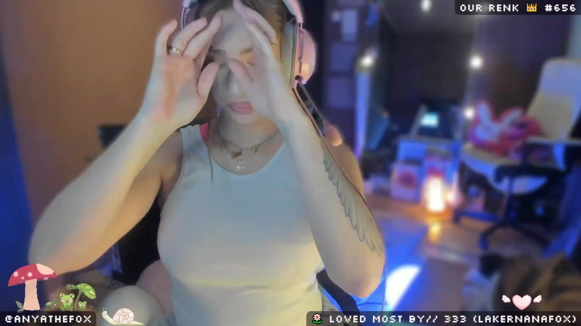 Gallery image thumbnail from Titcoin's myfreecams stream on, 05/04/2023, 07:15 image 11 of 20