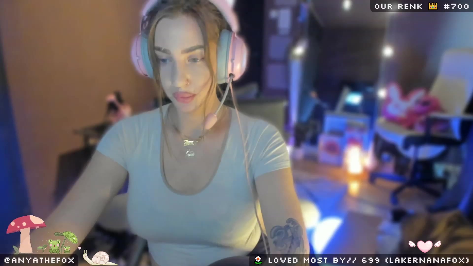 Gallery image thumbnail from Titcoin's myfreecams stream on, 05/06/2023, 09:15 image 4 of 20