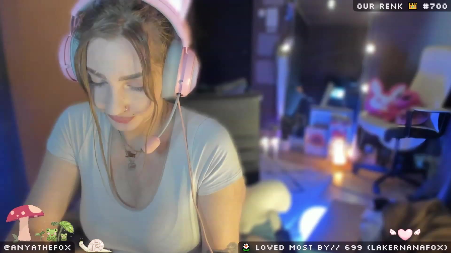 Gallery image thumbnail from Titcoin's myfreecams stream on, 05/06/2023, 09:15 image 2 of 20