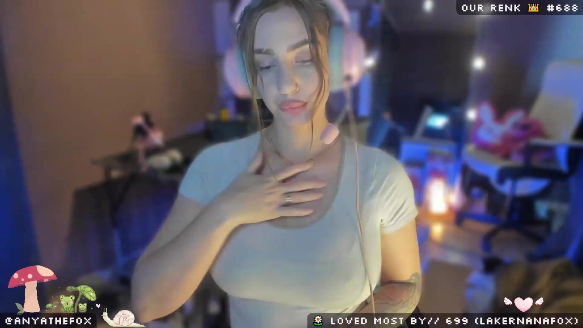 Gallery image thumbnail from Titcoin's myfreecams stream on, 05/06/2023, 09:15 image 7 of 20