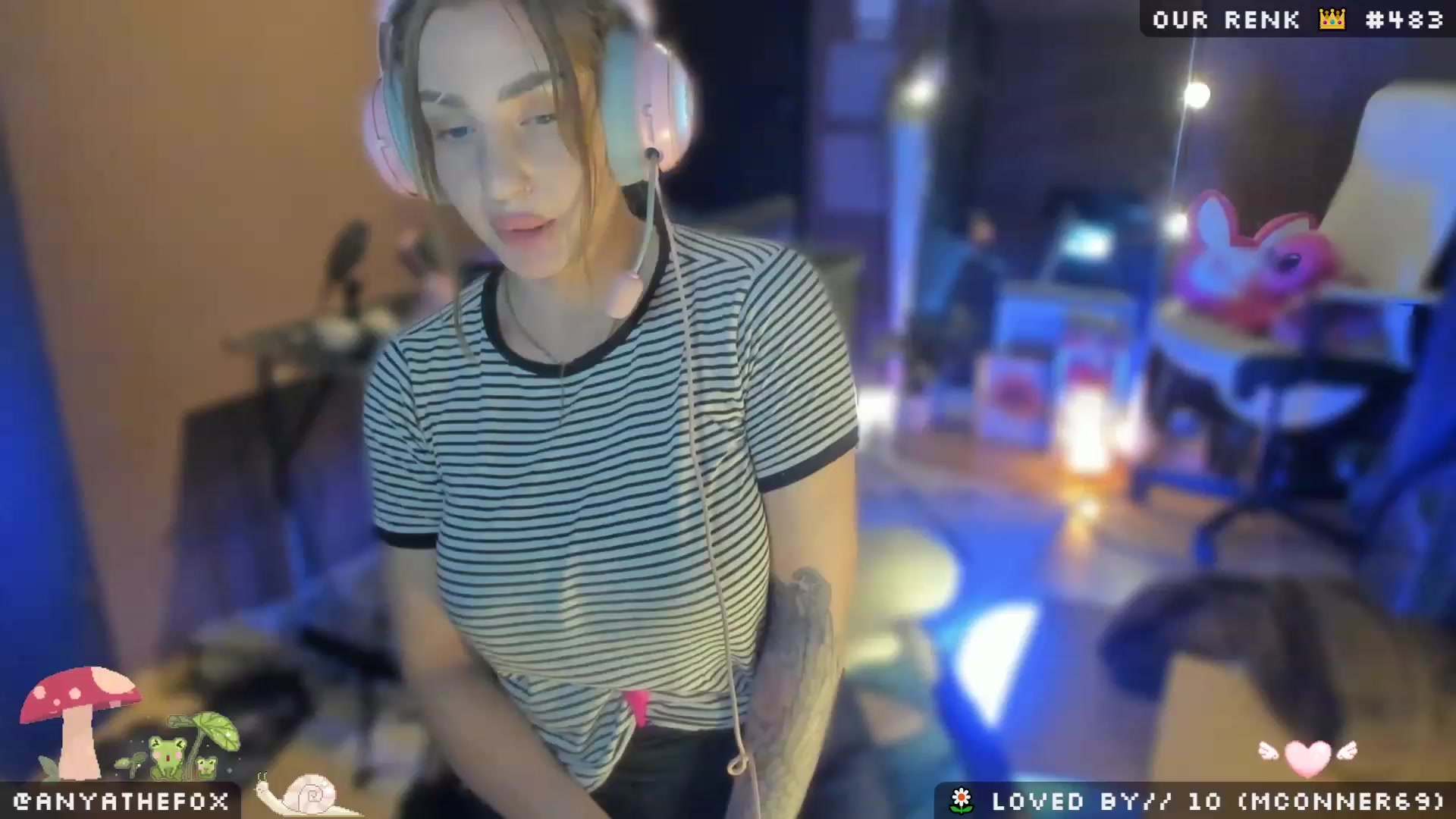 Gallery image thumbnail from Titcoin's myfreecams stream on, 05/08/2023, 05:18 image 10 of 20