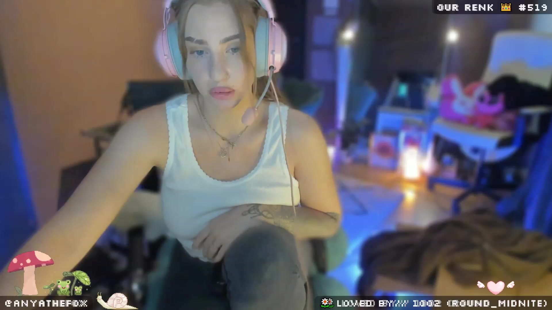 Gallery image thumbnail from Titcoin's myfreecams stream on, 05/16/2023, 06:32 image 13 of 20