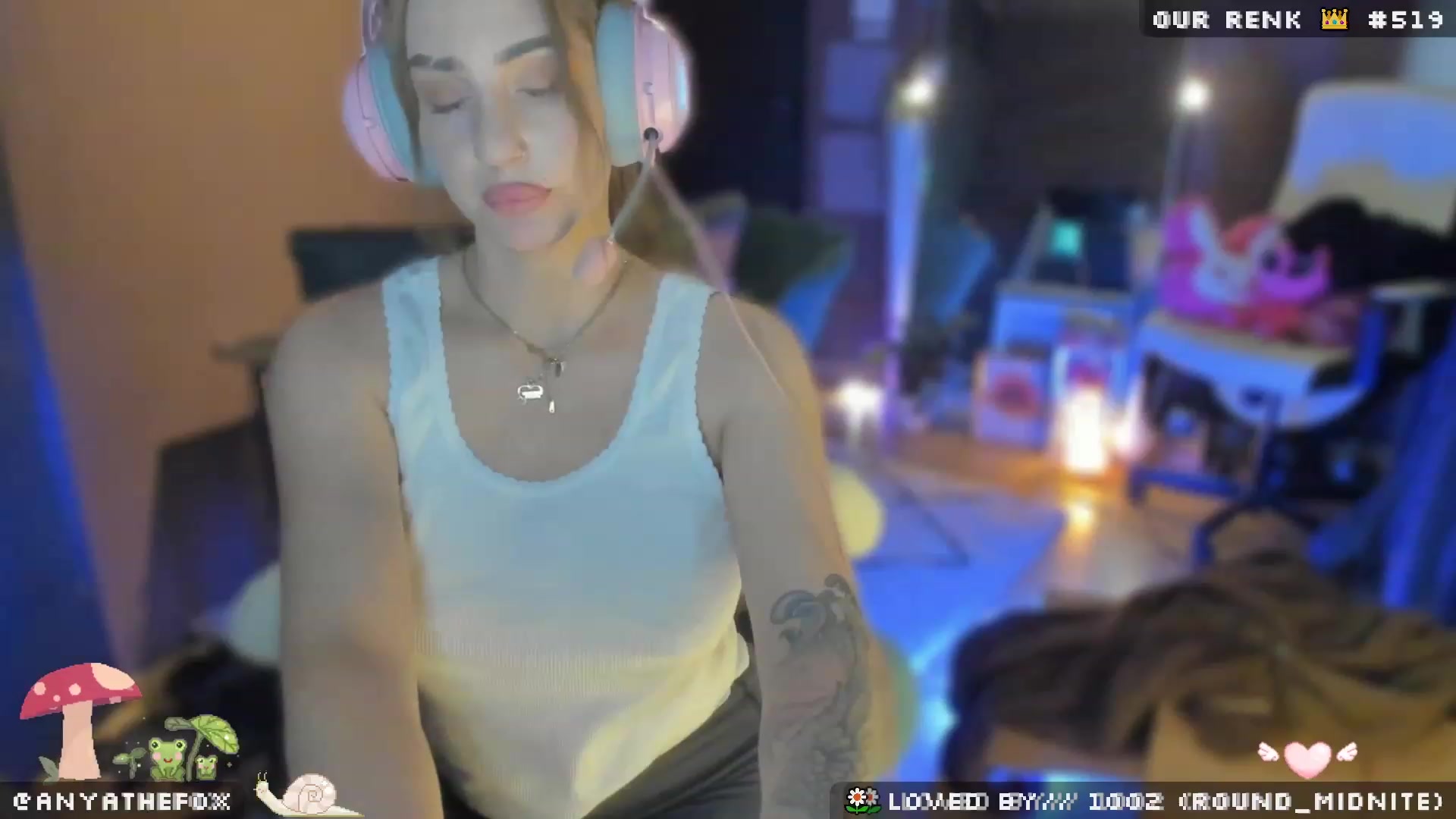 Gallery image thumbnail from Titcoin's myfreecams stream on, 05/16/2023, 06:32 image 17 of 20