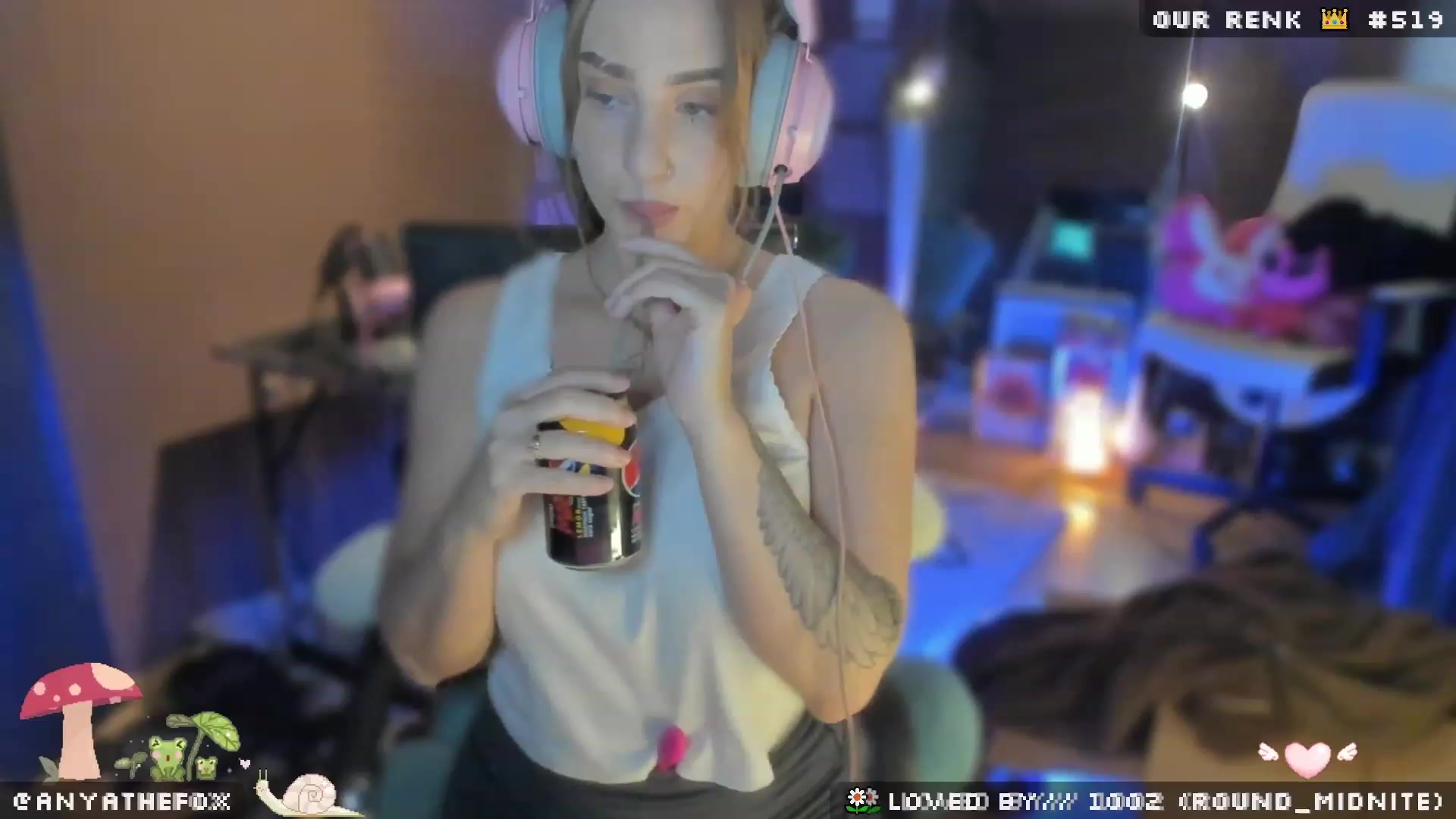 Gallery image thumbnail from Titcoin's myfreecams stream on, 05/16/2023, 06:32 image 4 of 20