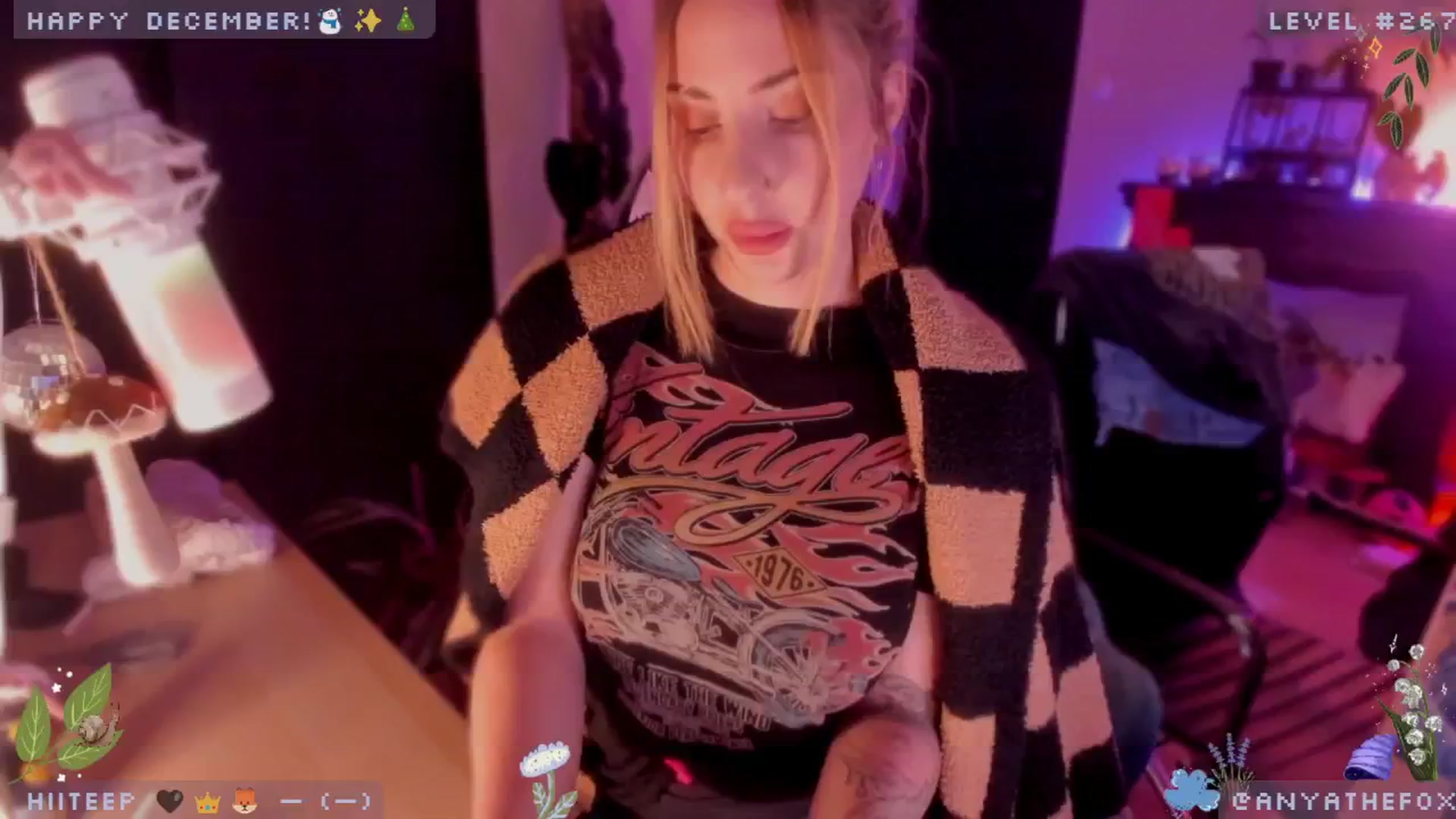 Gallery image thumbnail from TitsAhoy_'s myfreecams stream on, 12/05/2024, 08:37 image 13 of 20