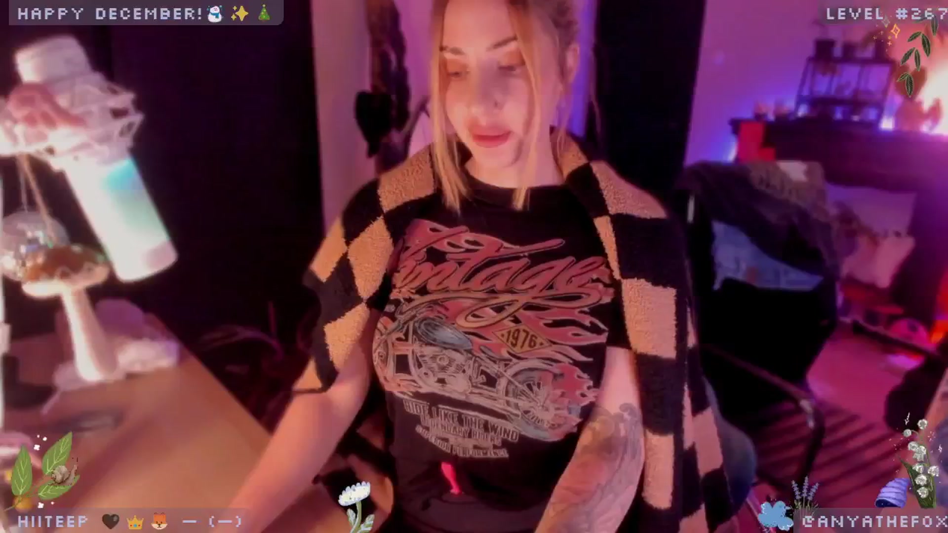 Gallery image thumbnail from TitsAhoy_'s myfreecams stream on, 12/05/2024, 08:37 image 16 of 20
