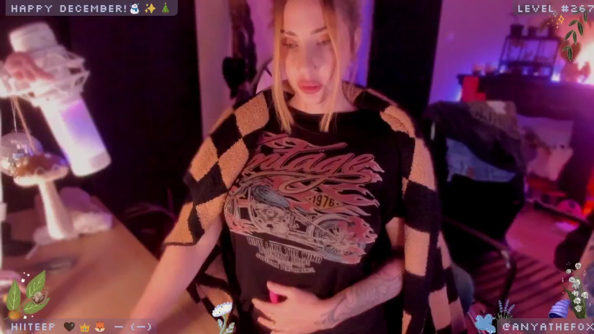Gallery image thumbnail from TitsAhoy_'s myfreecams stream on, 12/05/2024, 08:37 image 10 of 20