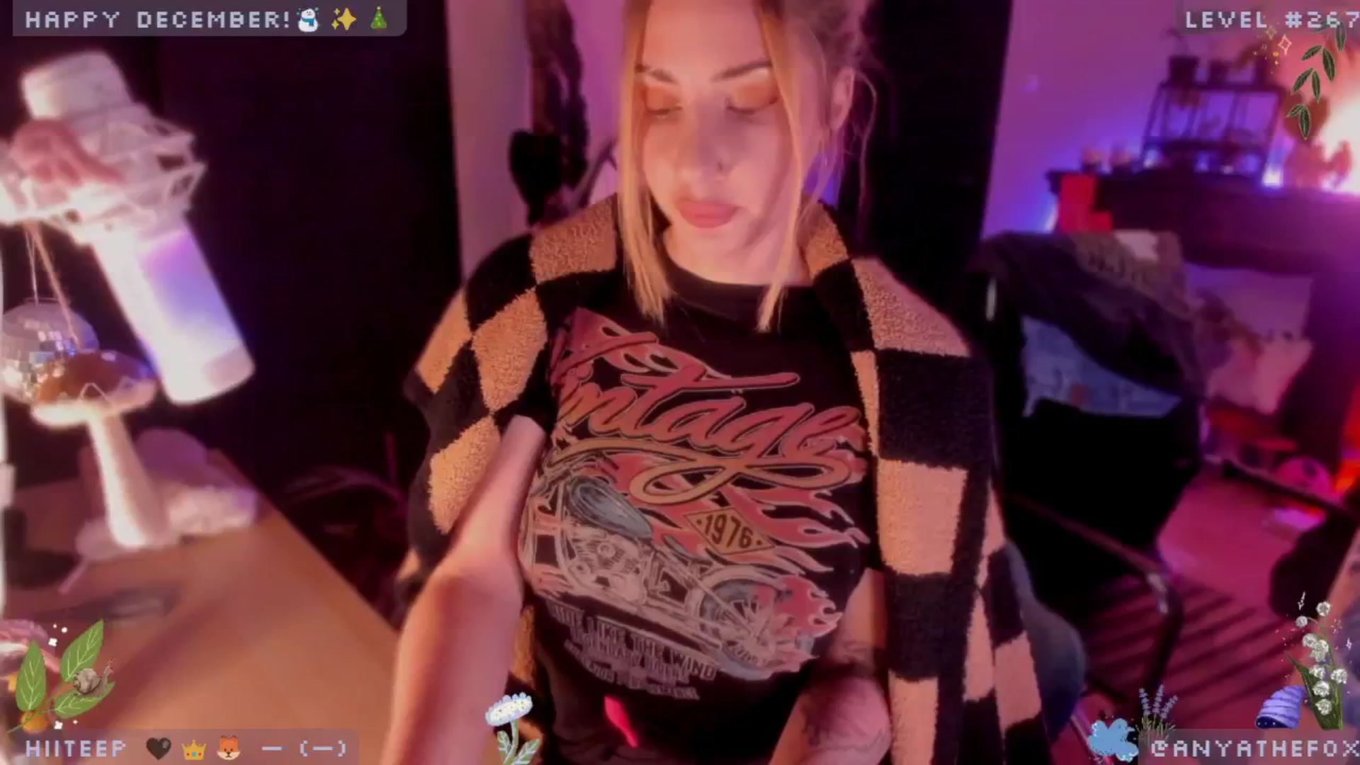 Gallery image thumbnail from TitsAhoy_'s myfreecams stream on, 12/05/2024, 08:37 image 17 of 20