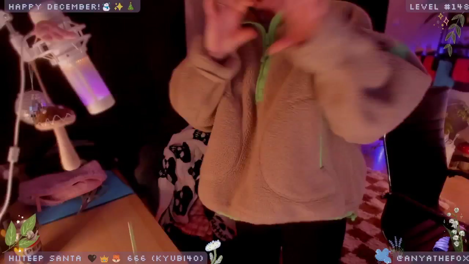 Gallery image thumbnail from TitsAhoy_'s myfreecams stream on, 12/17/2024, 10:18 image 4 of 20