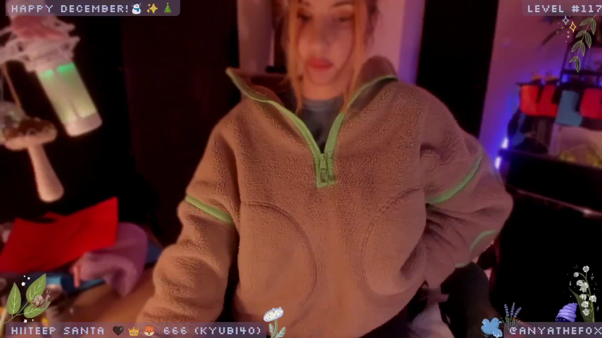 Gallery image thumbnail from TitsAhoy_'s myfreecams stream on, 12/19/2024, 09:10 image 7 of 20