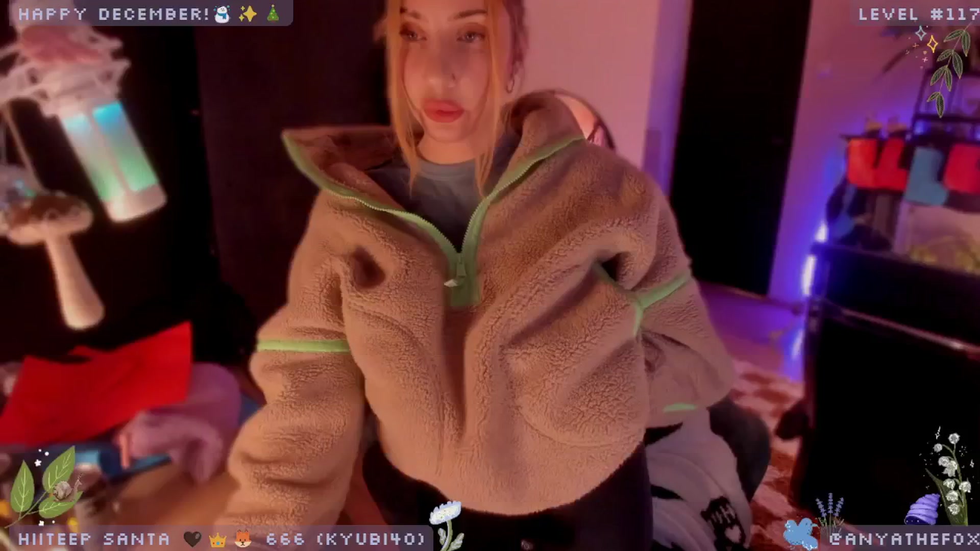 Gallery image thumbnail from TitsAhoy_'s myfreecams stream on, 12/19/2024, 09:10 image 13 of 20