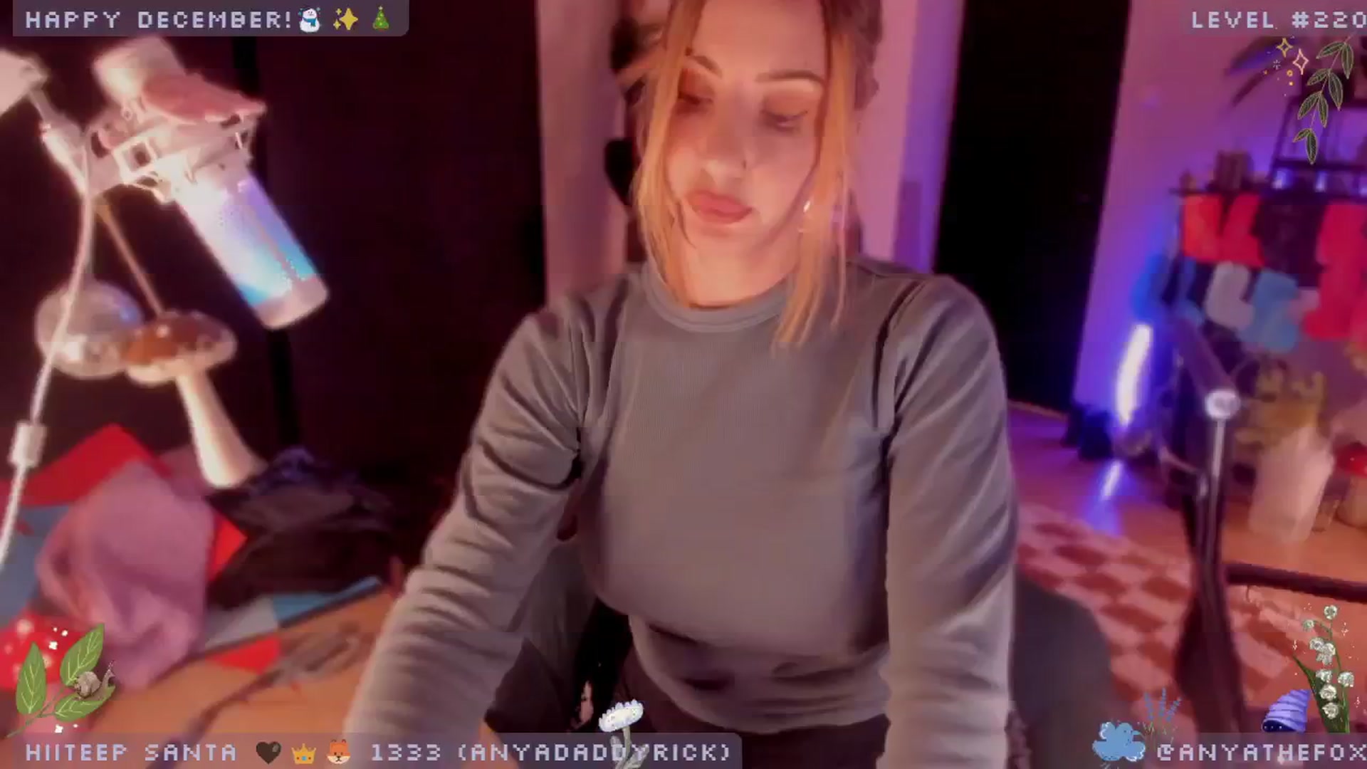 Gallery image thumbnail from TitsAhoy_'s myfreecams stream on, 12/30/2024, 10:03 image 11 of 20