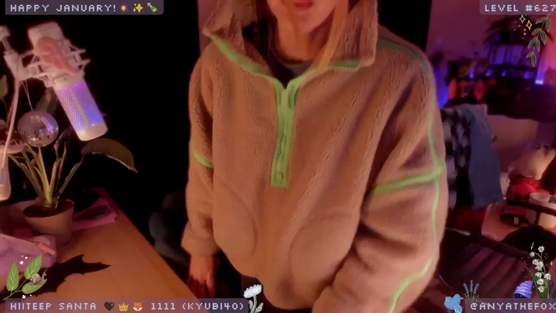 Gallery image thumbnail from TitsAhoy_'s myfreecams stream on, 01/09/2025, 09:18 image 4 of 20