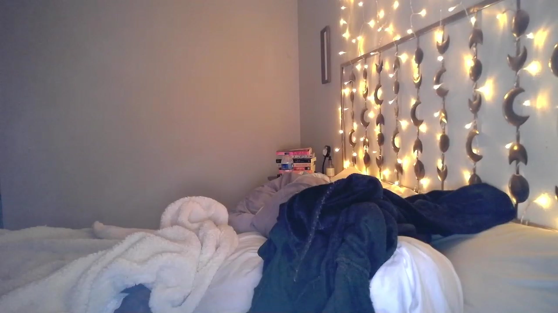 Gallery image thumbnail from TitsMcgeee's myfreecams stream on, 12/05/2022, 03:43 image 17 of 20
