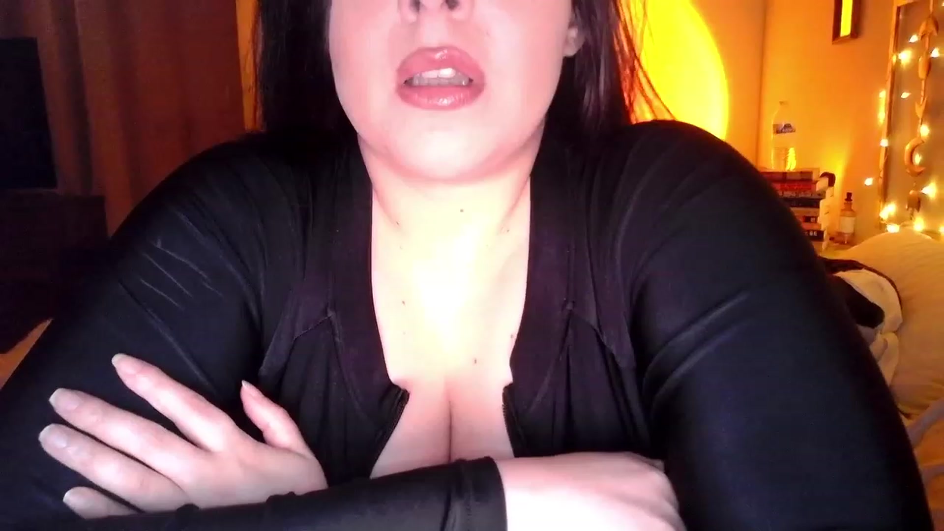 Gallery image thumbnail from TitsMcgeee's myfreecams stream on, 01/12/2023, 02:54 image 19 of 20