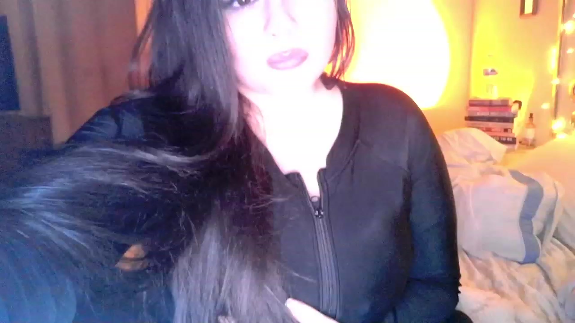 Gallery image thumbnail from TitsMcgeee's myfreecams stream on, 01/12/2023, 05:49 image 4 of 20
