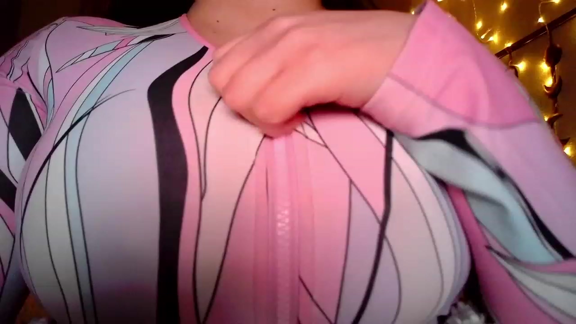 Gallery image thumbnail from TitsMcgeee's myfreecams stream on, 01/16/2023, 24:27 image 20 of 20