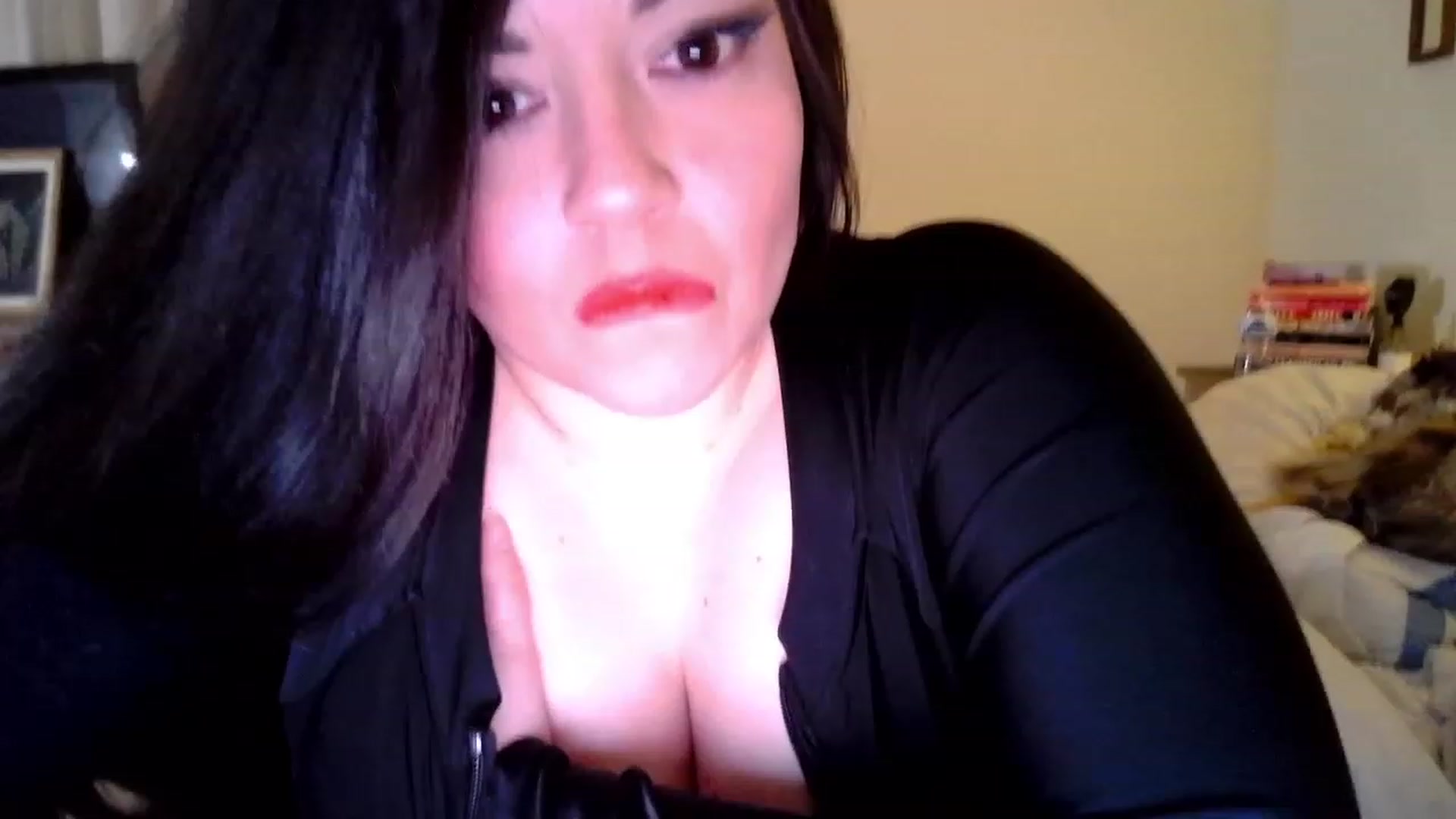 Gallery image thumbnail from TitsMcgeee's myfreecams stream on, 02/04/2023, 09:31 image 20 of 20