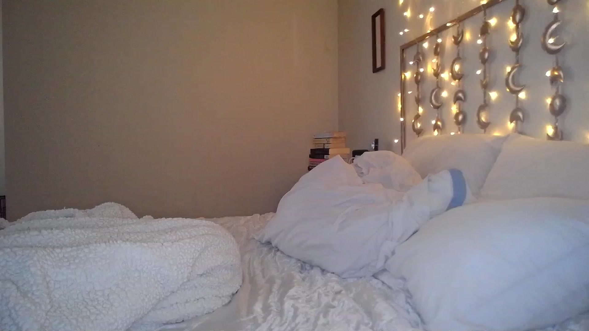 Gallery image thumbnail from TitsMcgeee's myfreecams stream on, 03/15/2023, 01:34 image 8 of 20