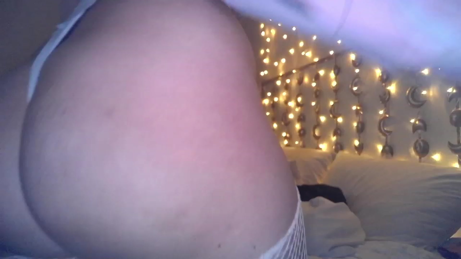 Gallery image thumbnail from TitsMcgeee's myfreecams stream on, 03/20/2023, 02:42 image 3 of 20