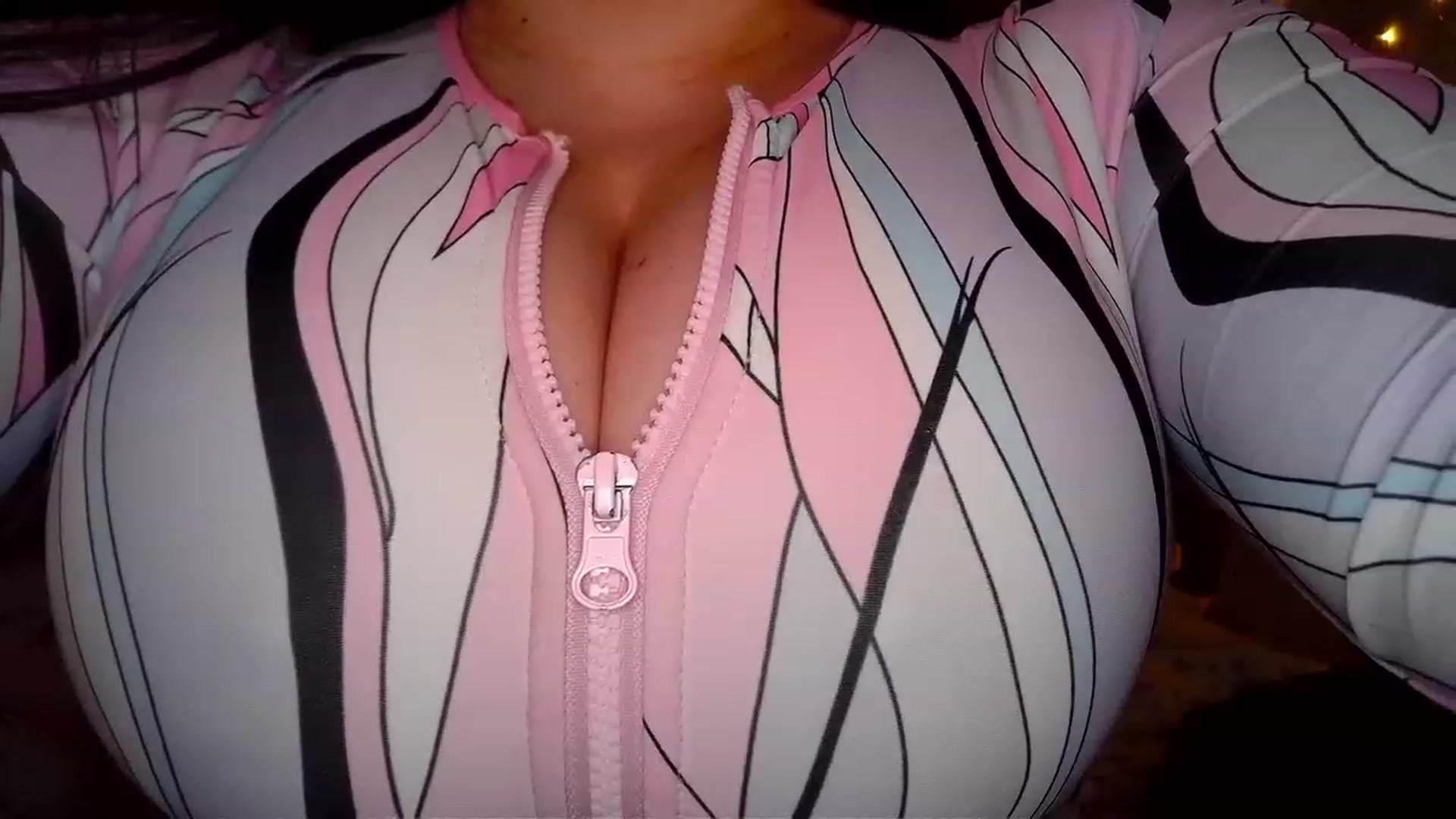 Gallery image thumbnail from TitsMcgeee's myfreecams stream on, 06/02/2023, 24:01 image 7 of 20