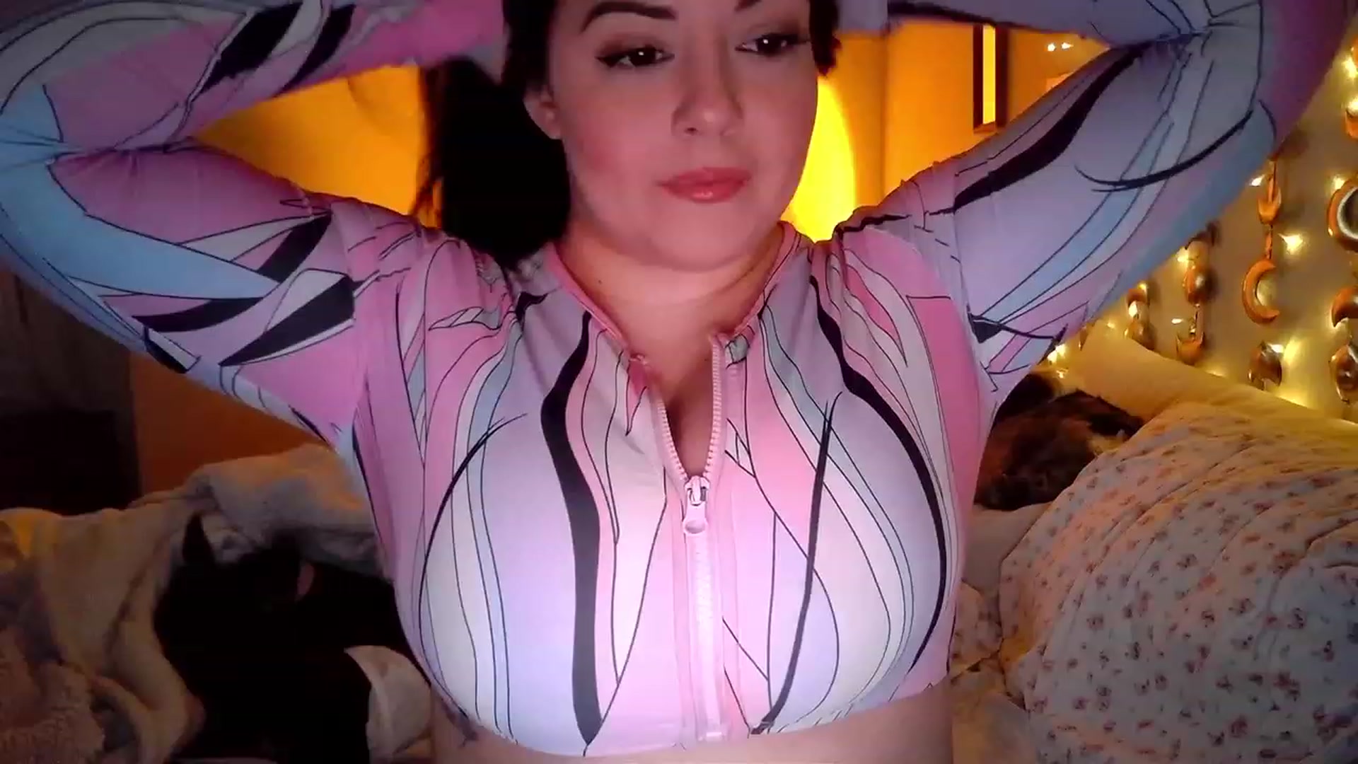 Gallery image thumbnail from TitsMcgeee's myfreecams stream on, 07/09/2023, 21:47 image 4 of 20