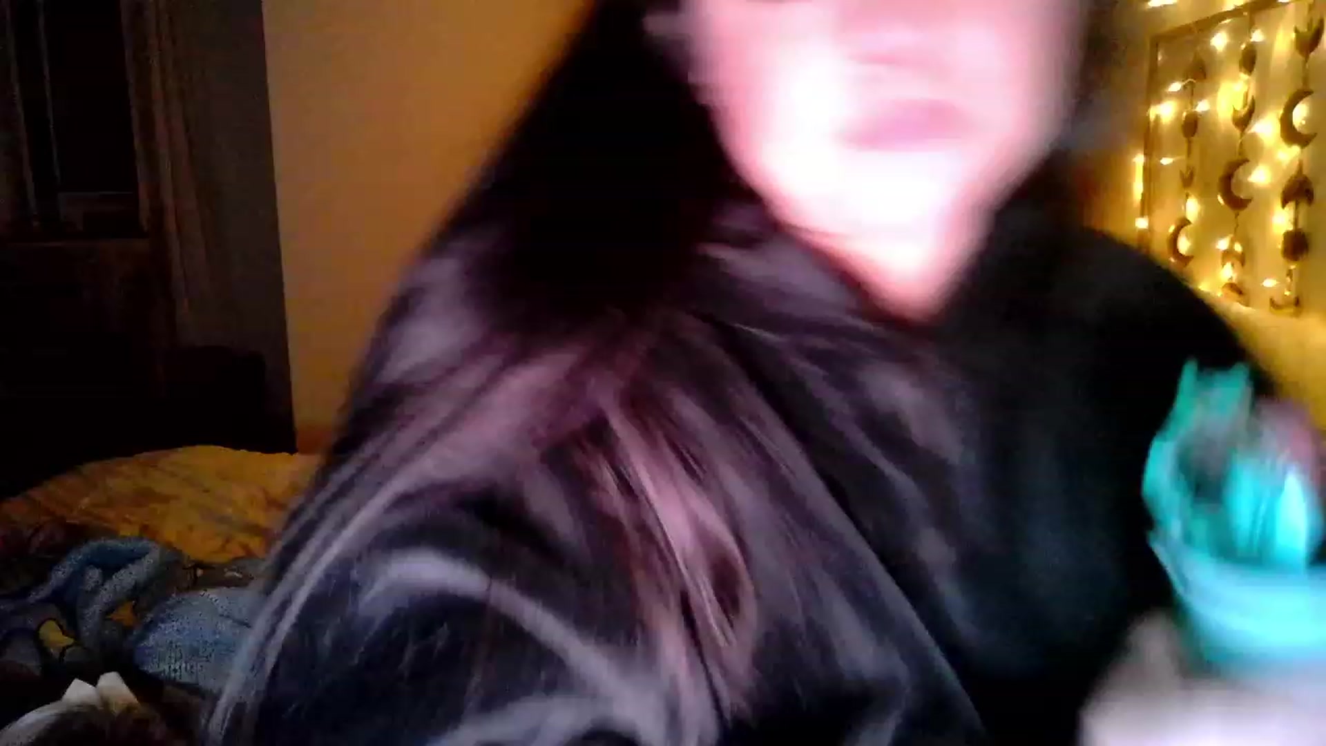 Gallery image thumbnail from TitsMcgeee's myfreecams stream on, 07/18/2023, 05:33 image 16 of 20