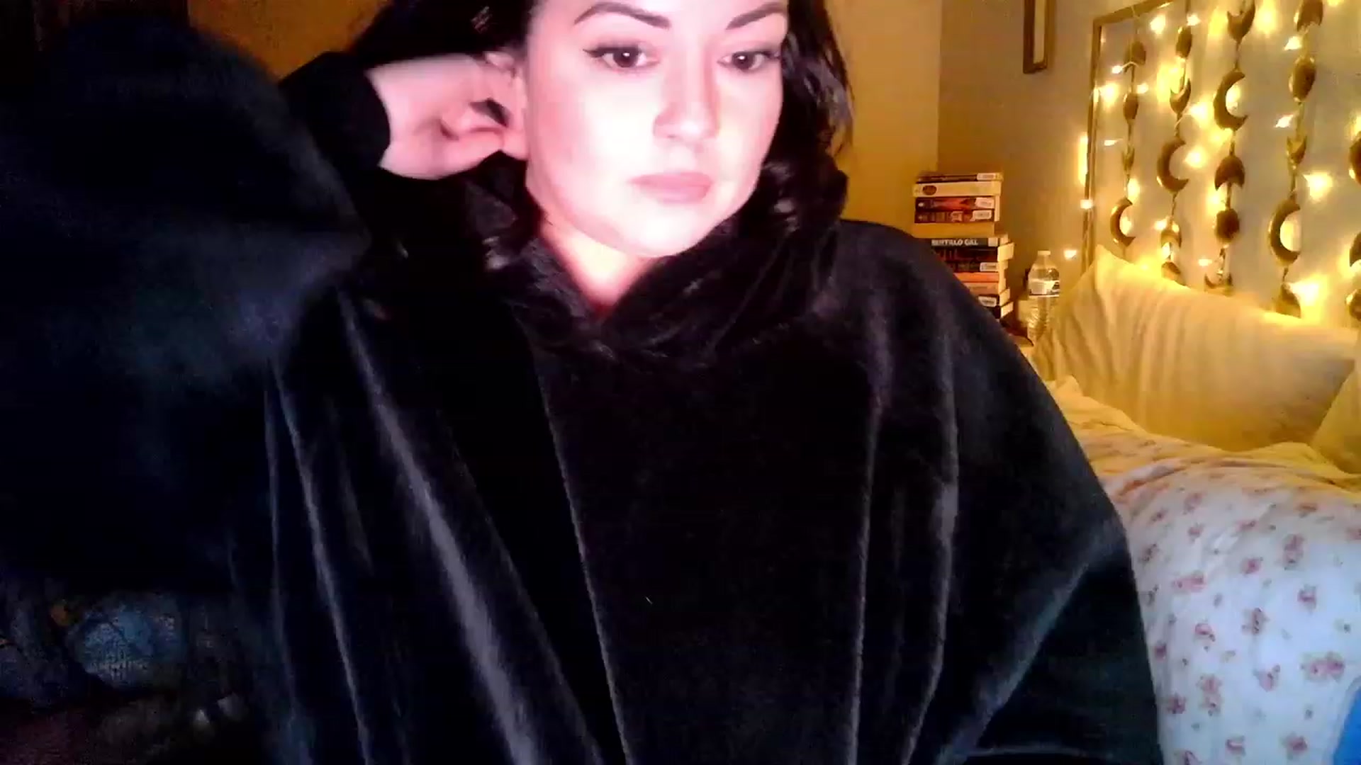 Gallery image thumbnail from TitsMcgeee's myfreecams stream on, 07/18/2023, 05:33 image 12 of 20