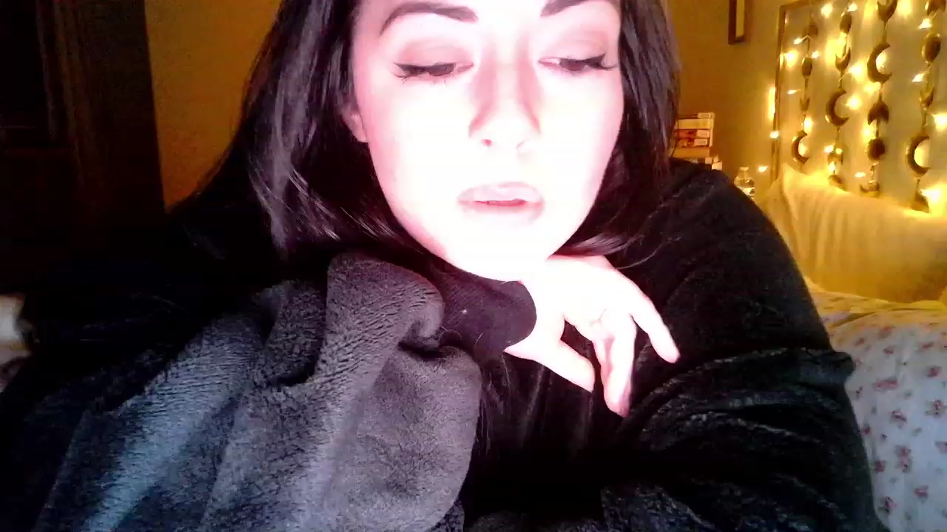 Gallery image thumbnail from TitsMcgeee's myfreecams stream on, 07/18/2023, 05:33 image 5 of 20