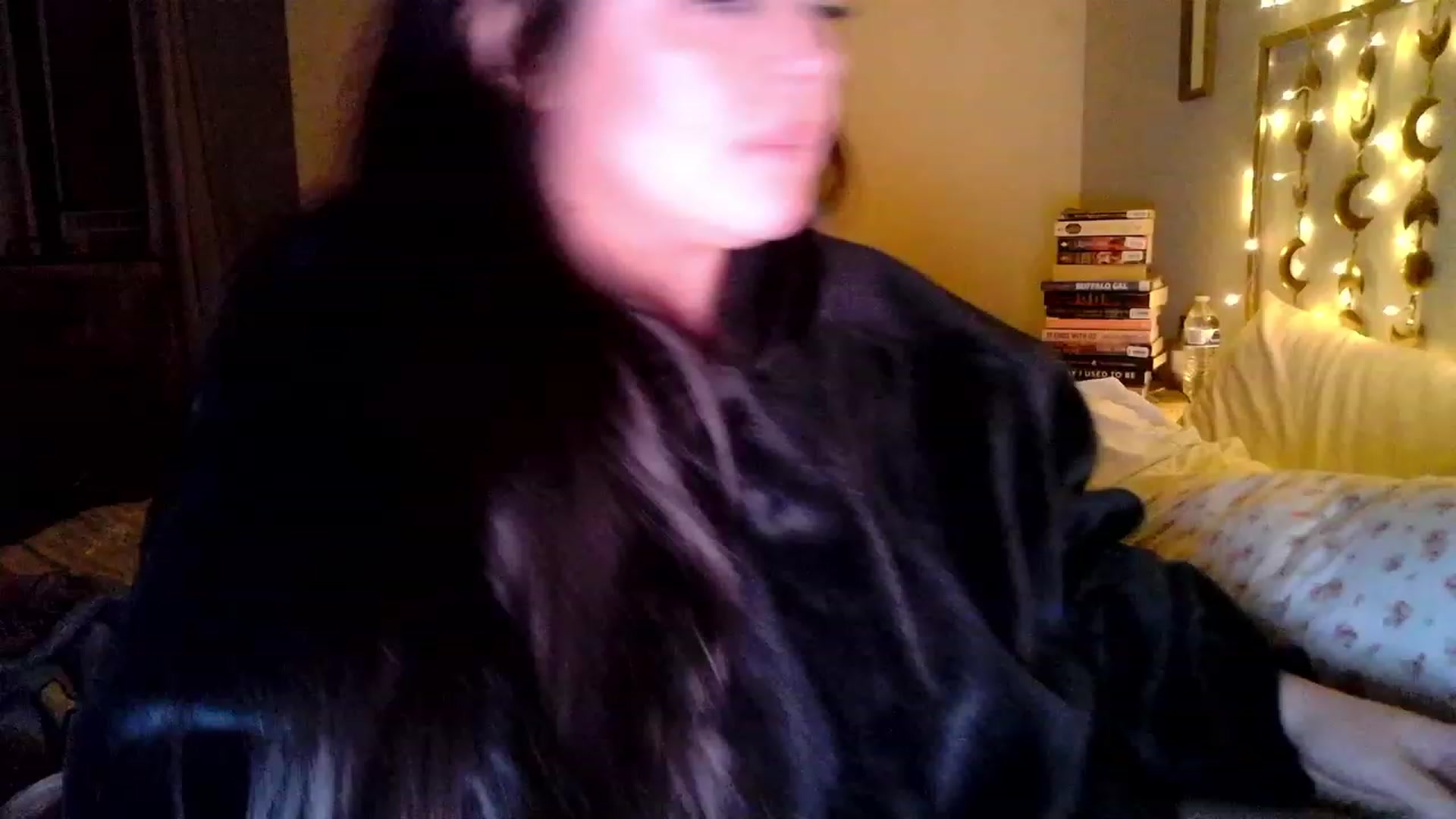 Gallery image thumbnail from TitsMcgeee's myfreecams stream on, 07/18/2023, 05:33 image 15 of 20
