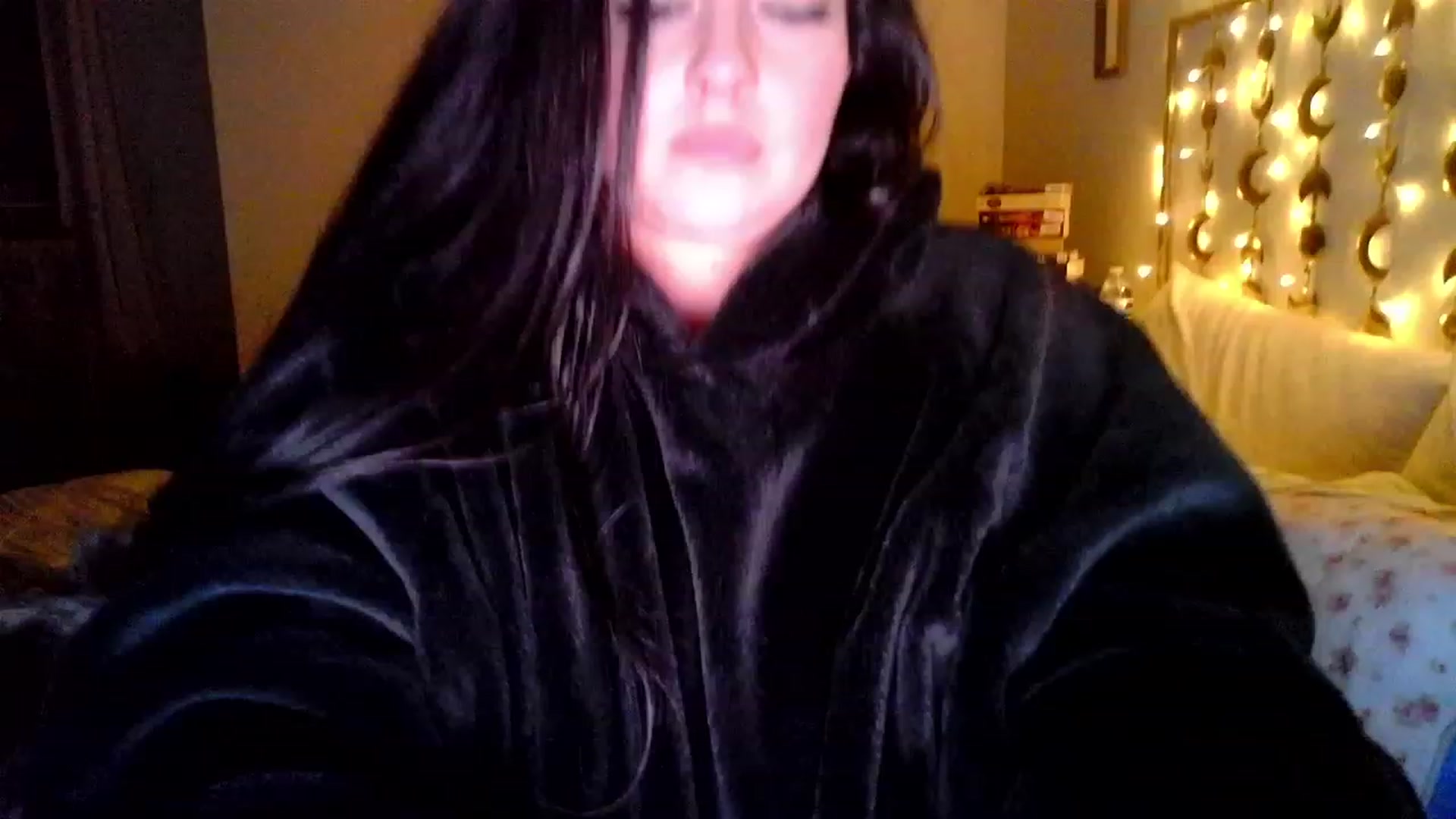 Gallery image thumbnail from TitsMcgeee's myfreecams stream on, 07/18/2023, 05:33 image 11 of 20