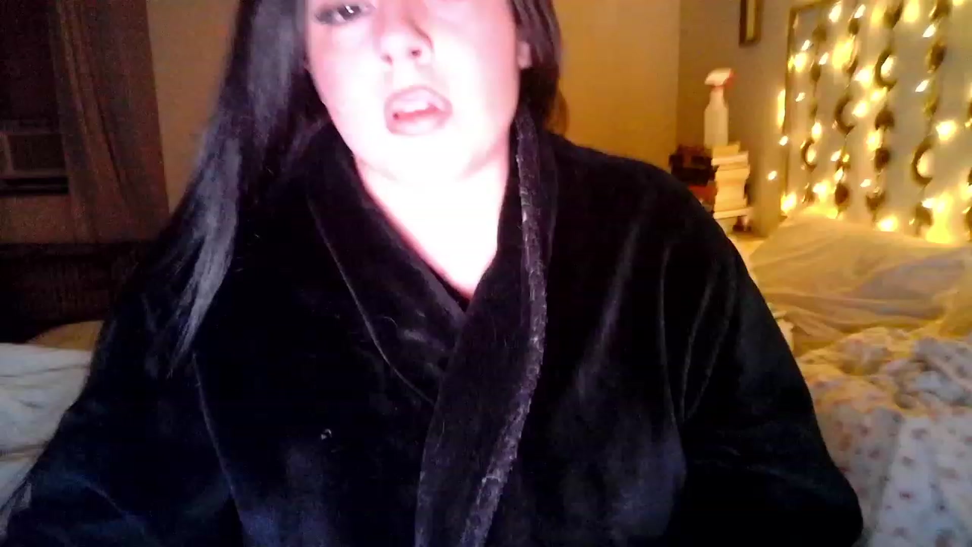 Gallery image thumbnail from TitsMcgeee's myfreecams stream on, 08/24/2023, 06:40 image 7 of 20