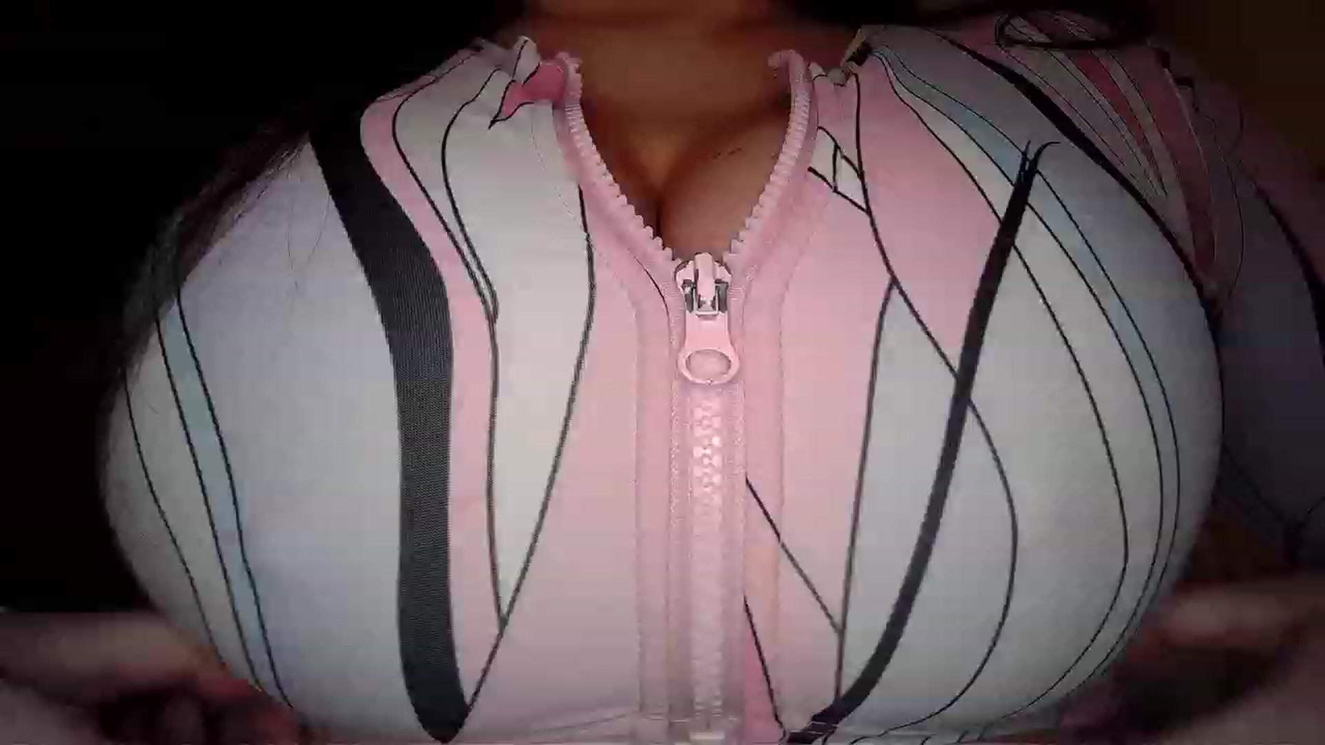 Gallery image thumbnail from TitsMcgeee's myfreecams stream on, 10/13/2023, 17:08 image 9 of 20