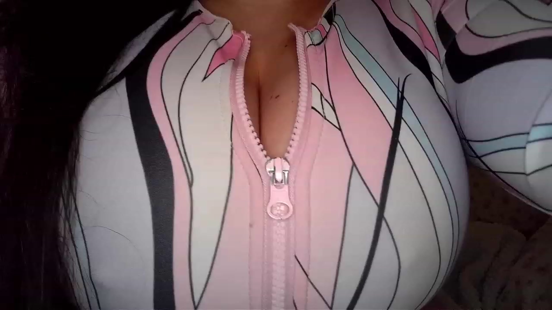 Gallery image thumbnail from TitsMcgeee's myfreecams stream on, 10/13/2023, 17:08 image 8 of 20