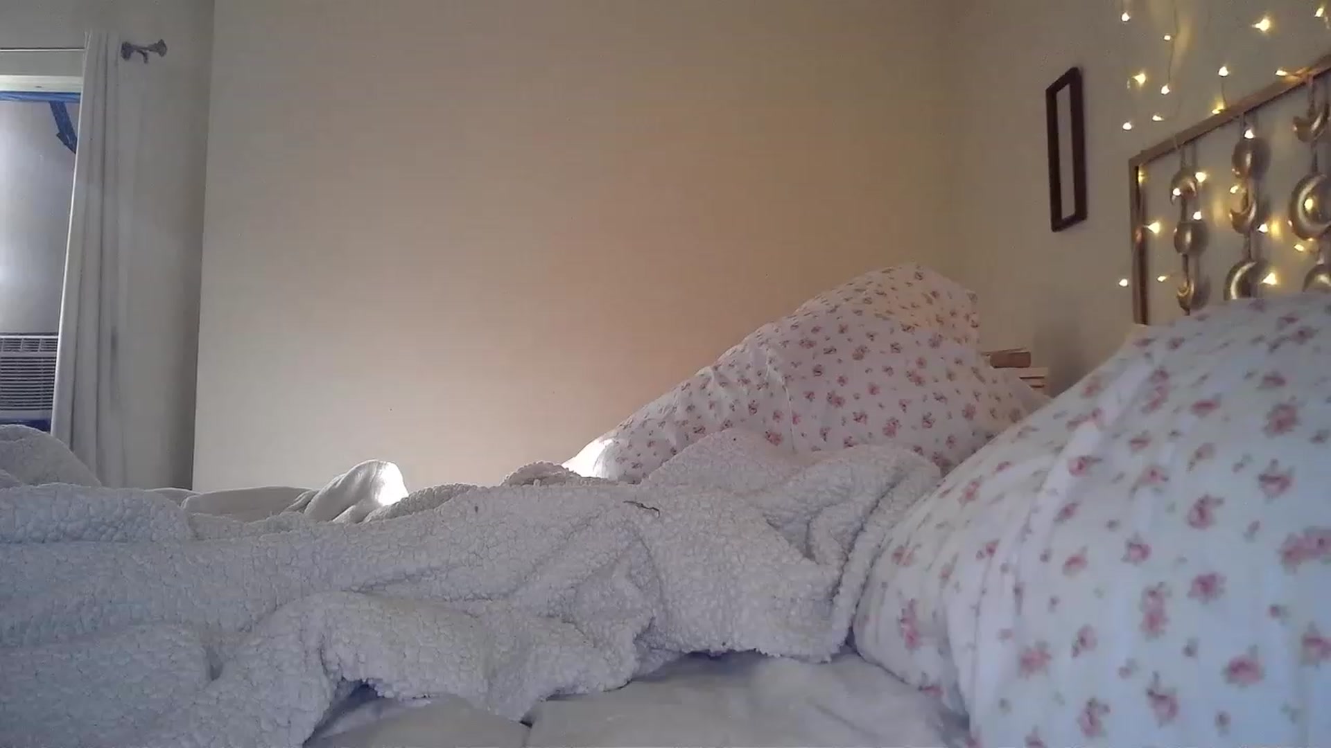 Gallery image thumbnail from TitsMcgeee's myfreecams stream on, 10/13/2023, 17:08 image 3 of 20