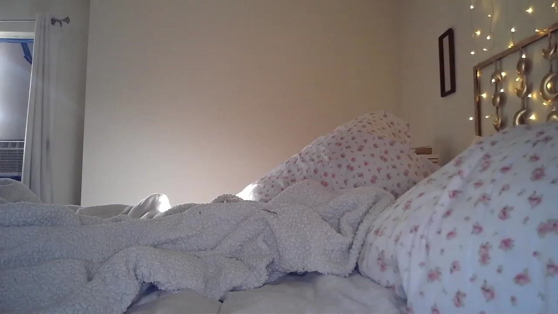 Gallery image thumbnail from TitsMcgeee's myfreecams stream on, 10/13/2023, 17:08 image 4 of 20
