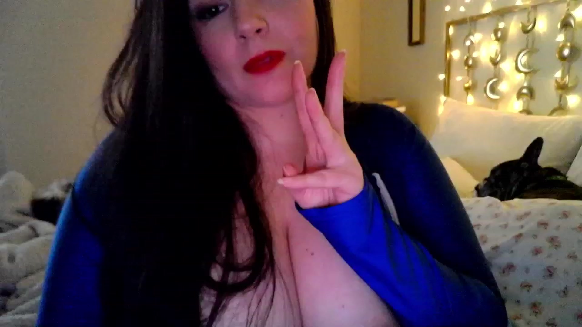 Gallery image thumbnail from TitsMcgeee's myfreecams stream on, 10/15/2023, 21:36 image 15 of 20