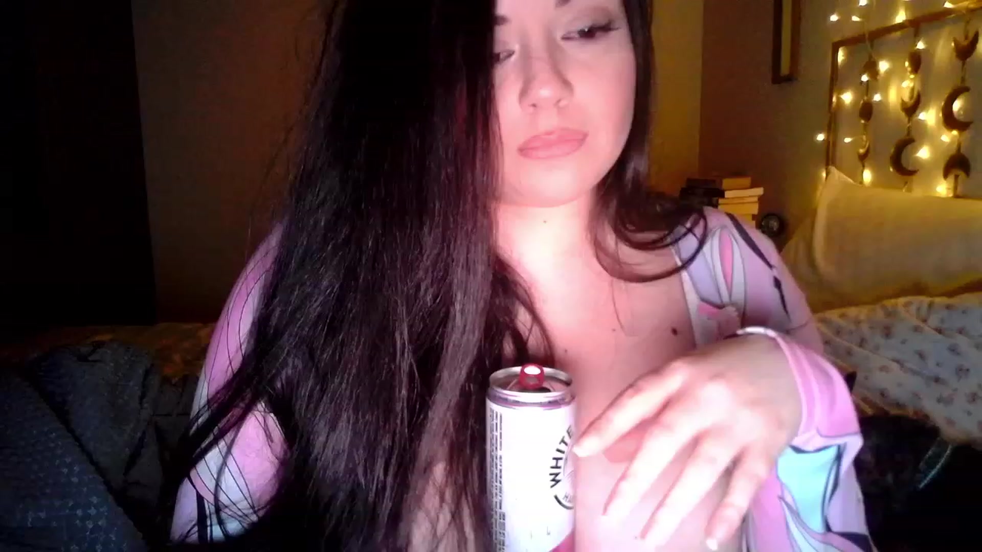 Gallery image thumbnail from TitsMcgeee's myfreecams stream on, 11/07/2023, 11:47 image 13 of 20