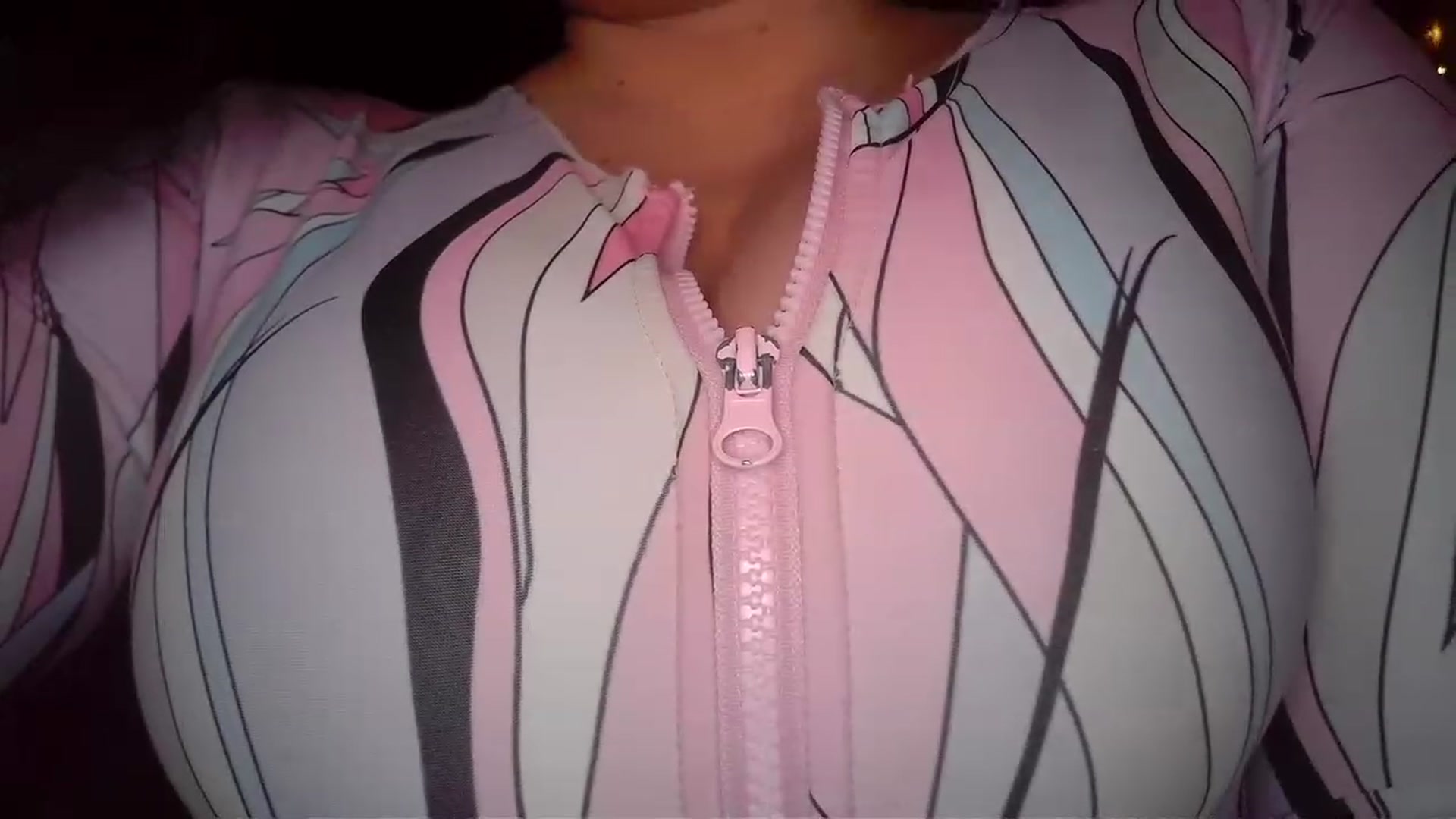 Gallery image thumbnail from TitsMcgeee's myfreecams stream on, 12/05/2023, 07:01 image 6 of 20
