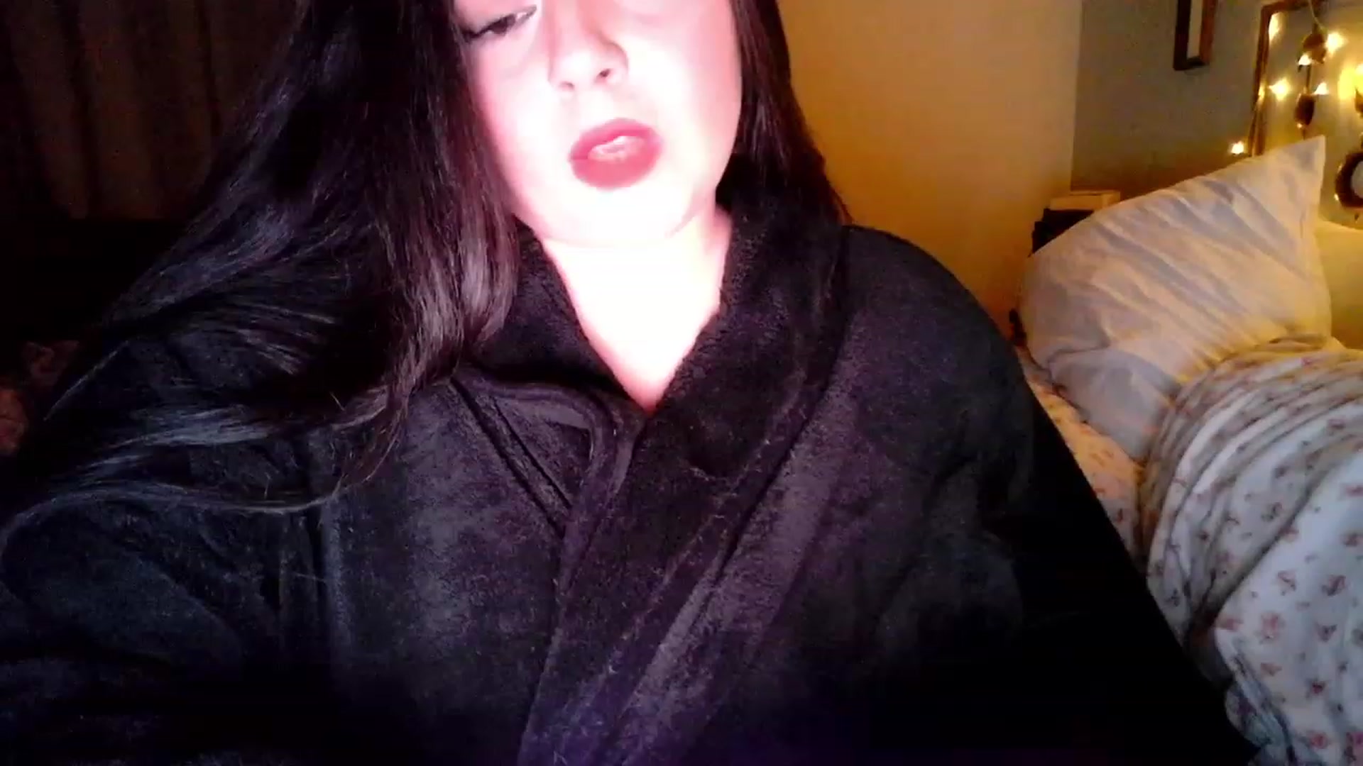Gallery image thumbnail from TitsMcgeee's myfreecams stream on, 12/12/2023, 08:03 image 18 of 20