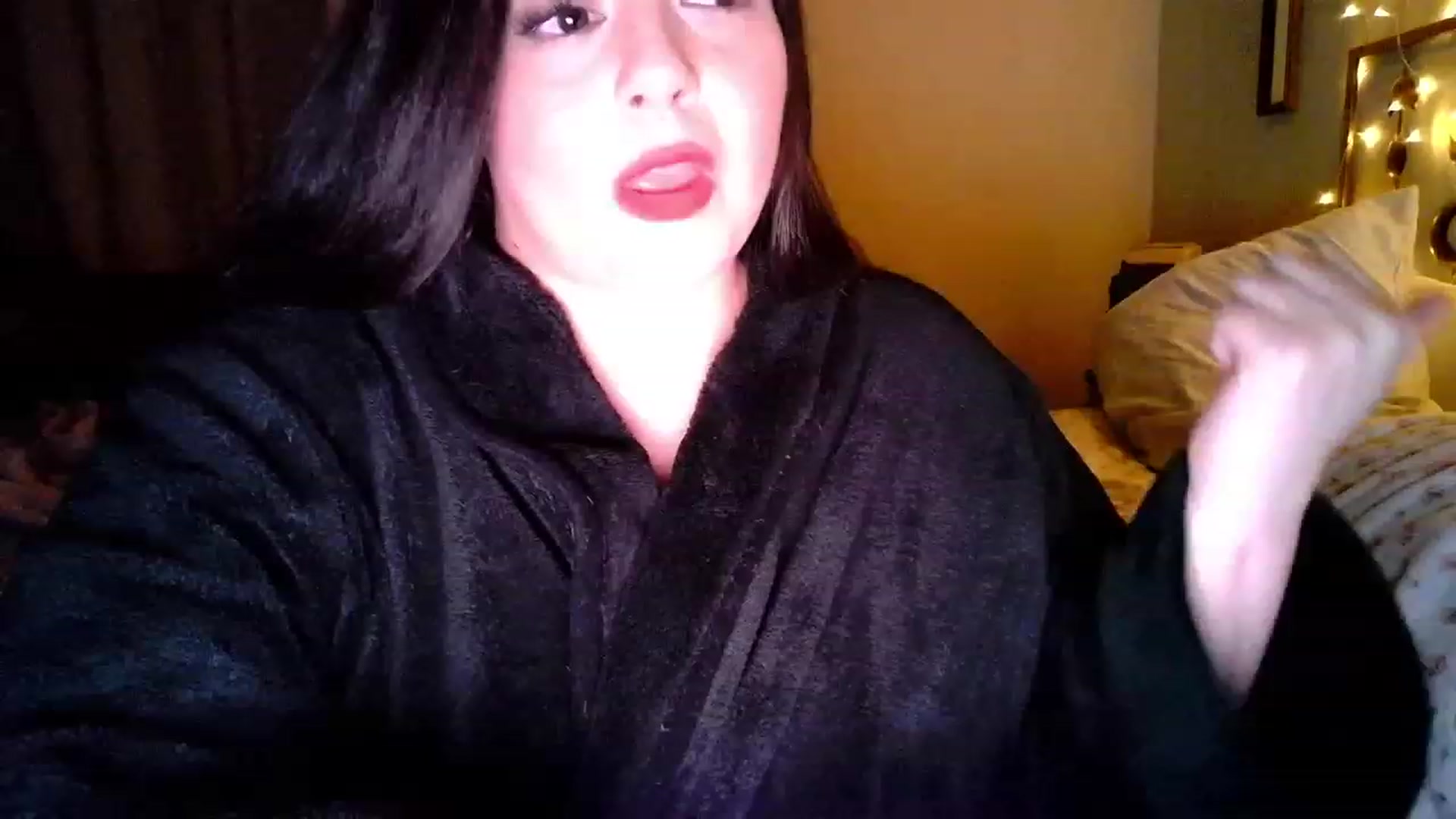Gallery image thumbnail from TitsMcgeee's myfreecams stream on, 12/12/2023, 08:03 image 20 of 20