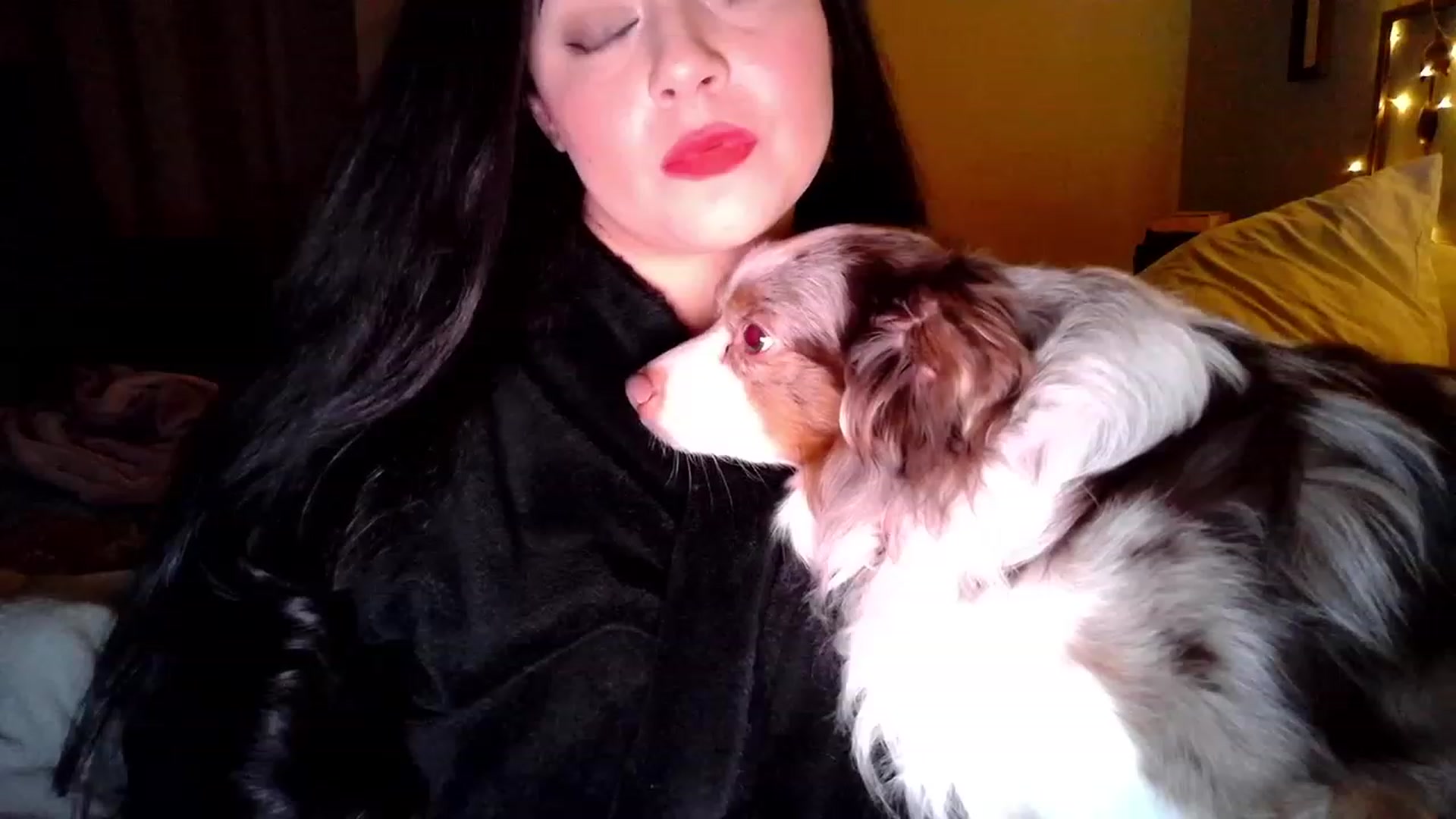 Gallery image thumbnail from TitsMcgeee's myfreecams stream on, 12/12/2023, 08:03 image 16 of 20