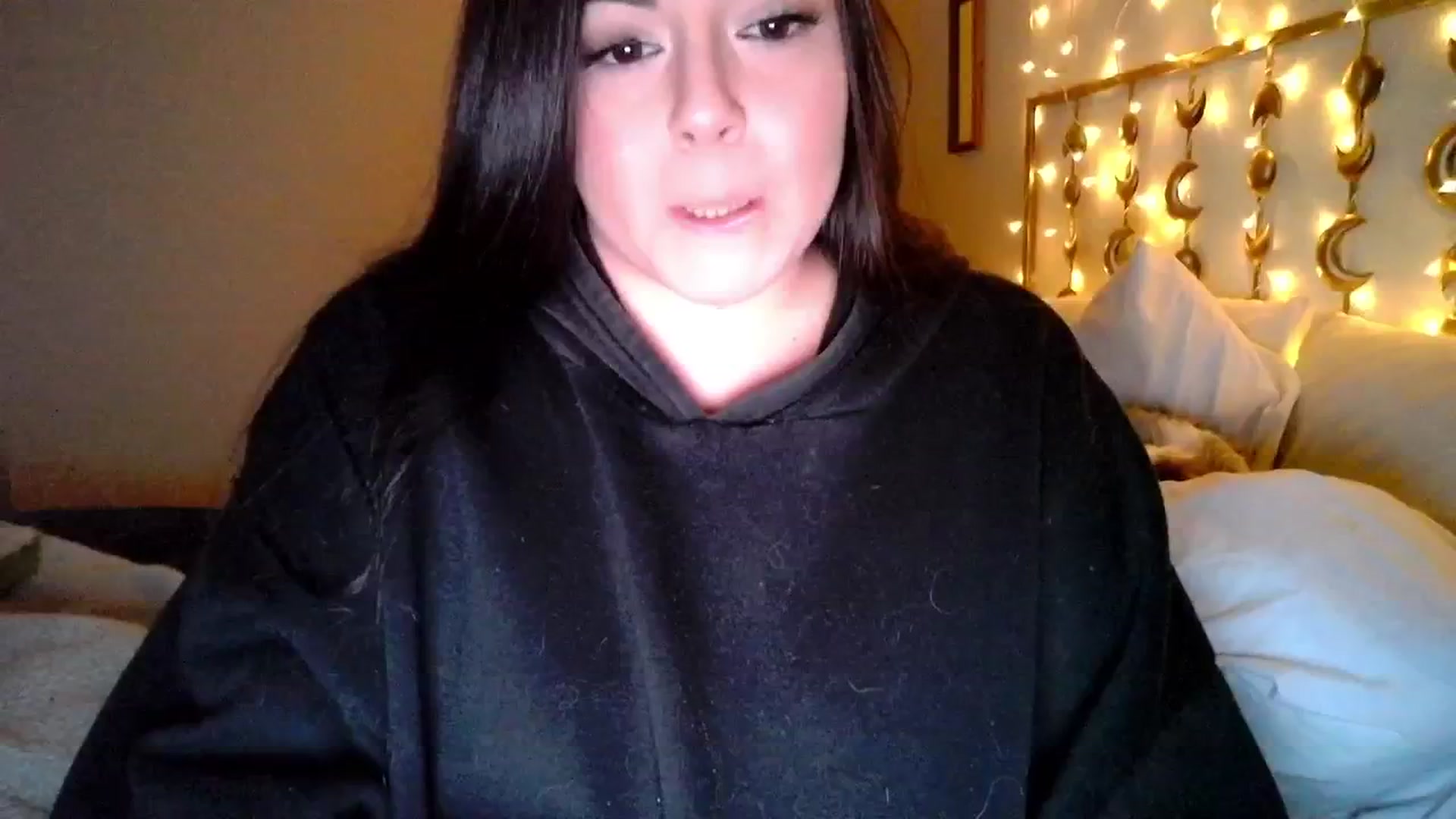 Gallery image thumbnail from TitsMcgeee's myfreecams stream on, 01/26/2024, 22:31 image 4 of 20