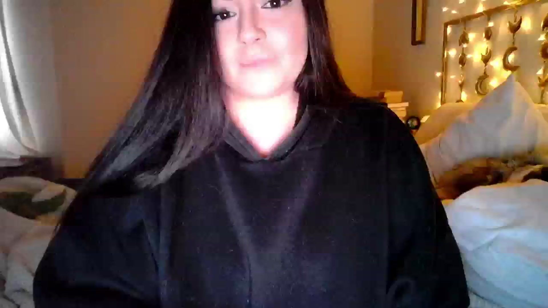 Gallery image thumbnail from TitsMcgeee's myfreecams stream on, 01/26/2024, 22:31 image 18 of 20