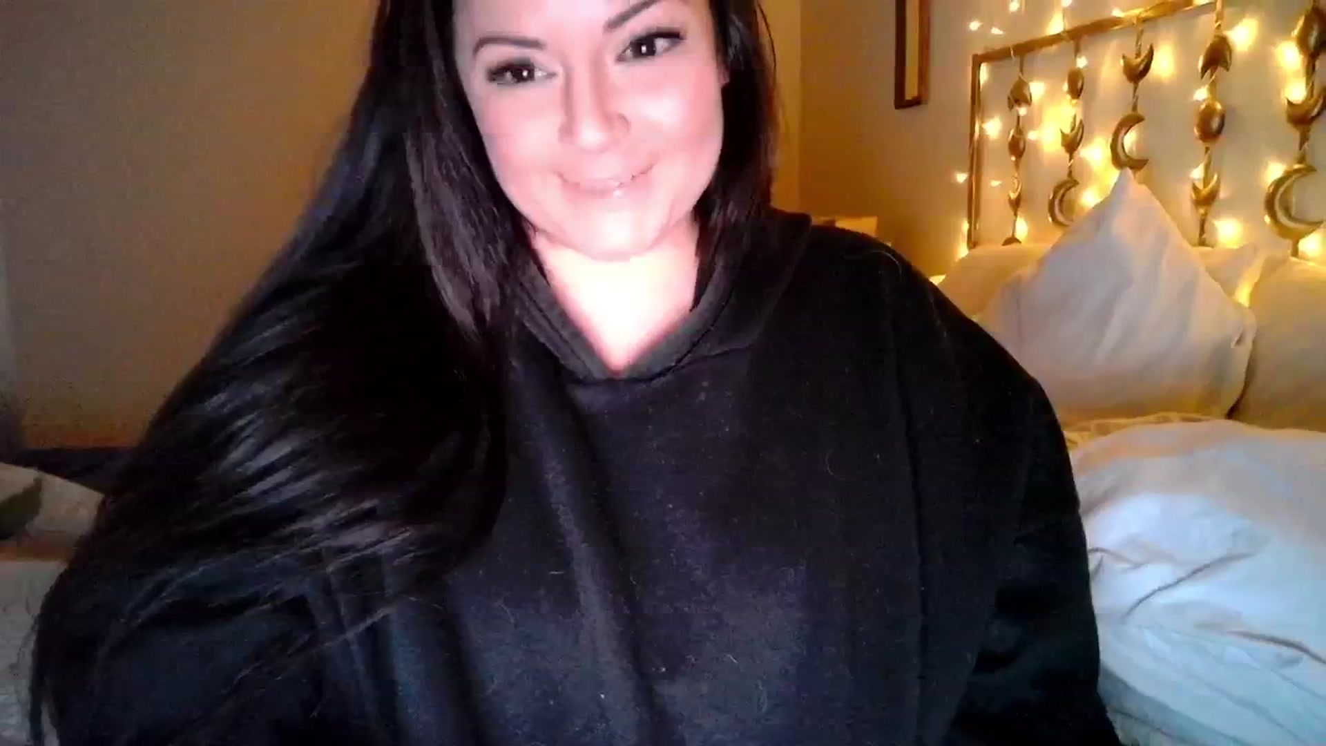 Gallery image thumbnail from TitsMcgeee's myfreecams stream on, 01/26/2024, 22:31 image 9 of 20